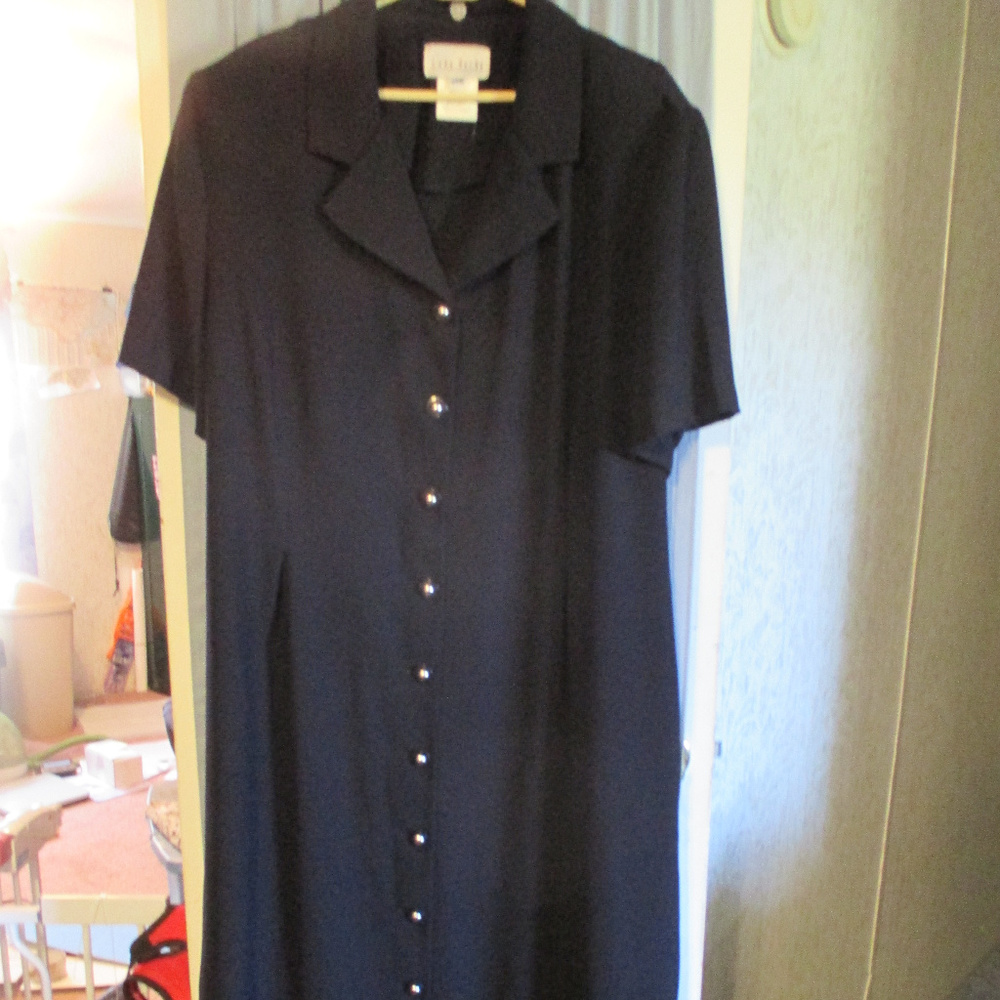 PLUS SIZE Lady Dorby 24w short sleeve black dress